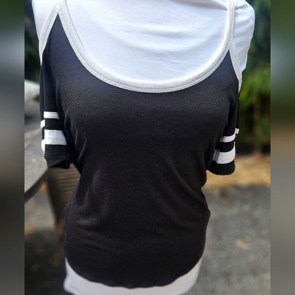 Express black and white cold shoulder top w racing stripes cool & comfortable - Picture 2 of 6